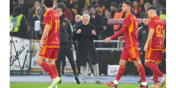 Mourinho's nieuwe tijdperk, de reis onder het Roma-shirt